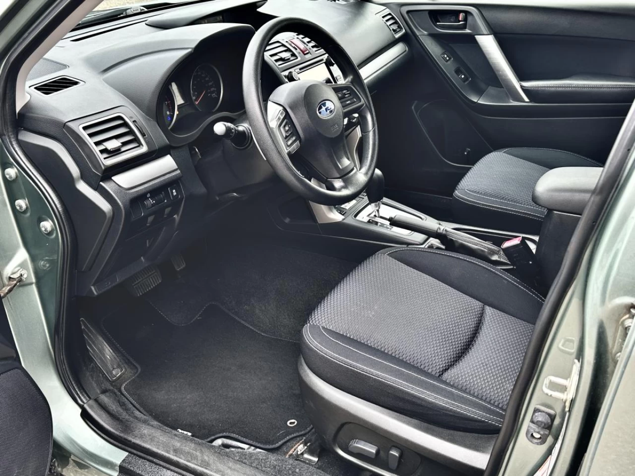 2016 Subaru Forester 5dr Wgn CVT 2.5i Convenience Main Image