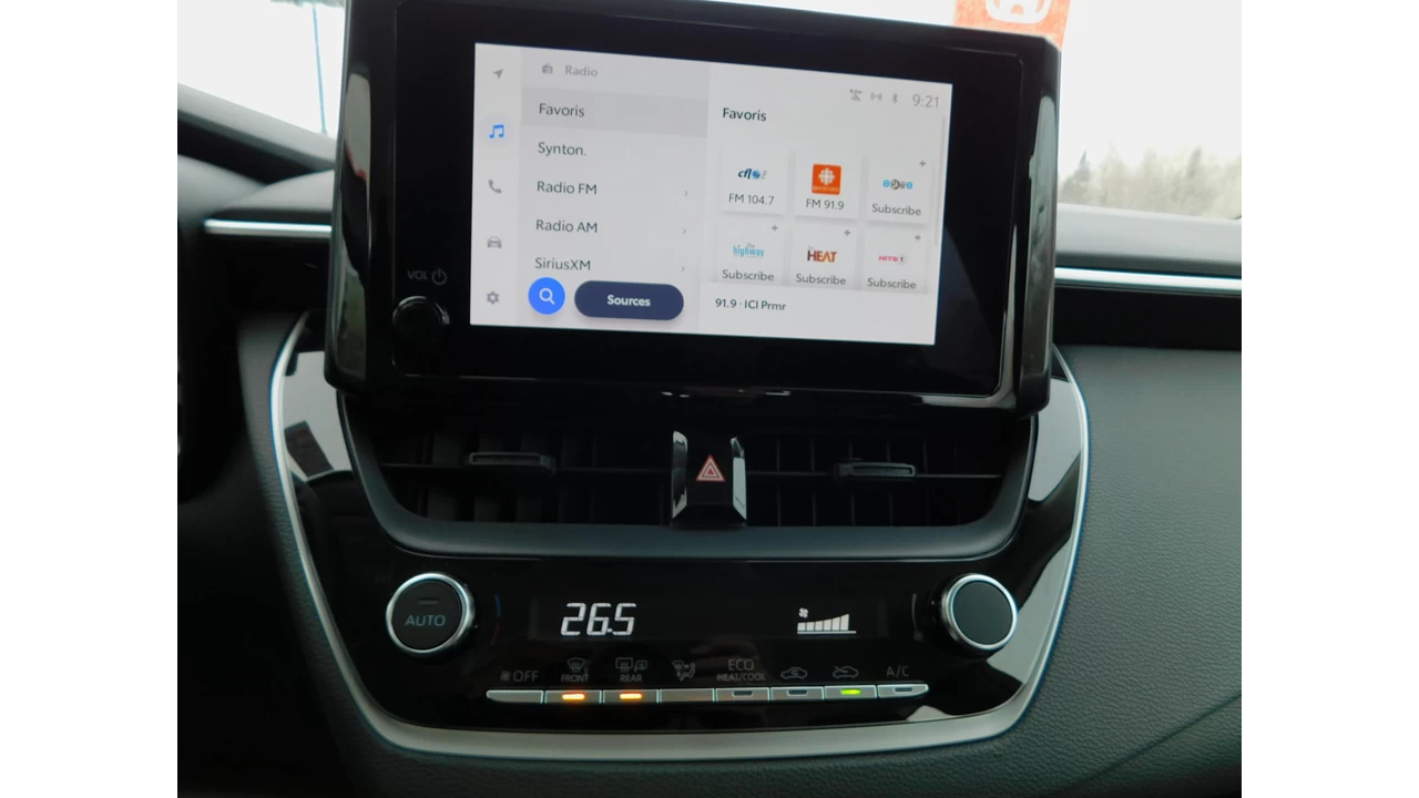 2024 Toyota Corolla LE Main Image