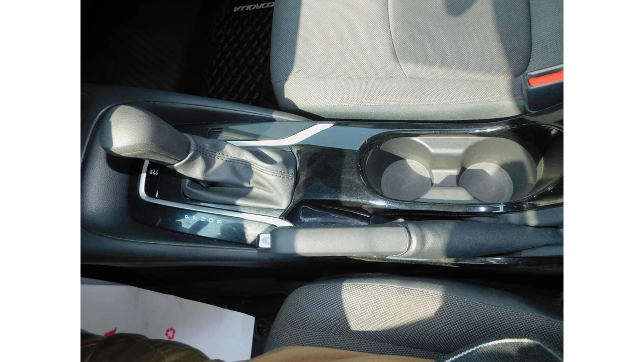 2020 Toyota Corolla LE/L/XLE Image principale