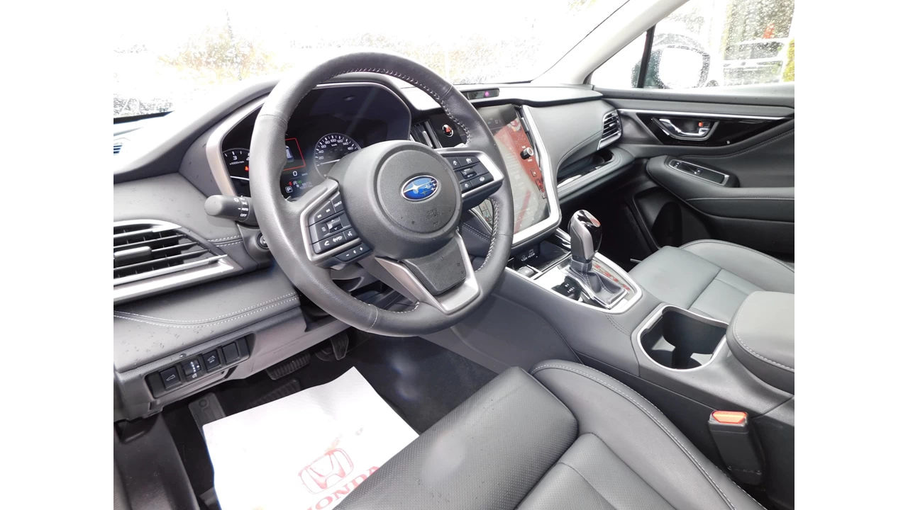 2025 Subaru Outback Limited Main Image