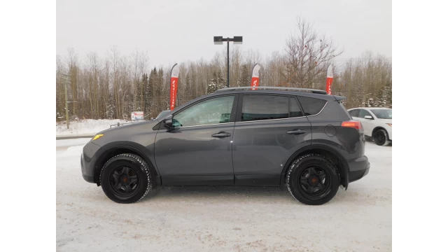 Toyota RAV4 XLE 2017