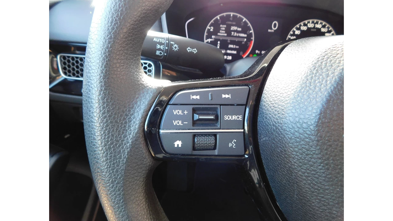 2024 Honda Civic LX-B Image principale