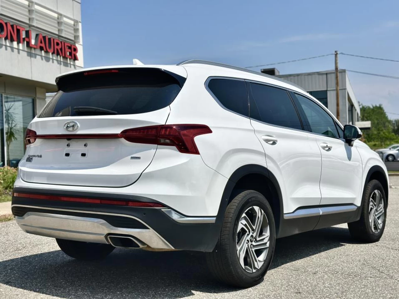 2021 Hyundai Santa Fe Preferred AWD Main Image