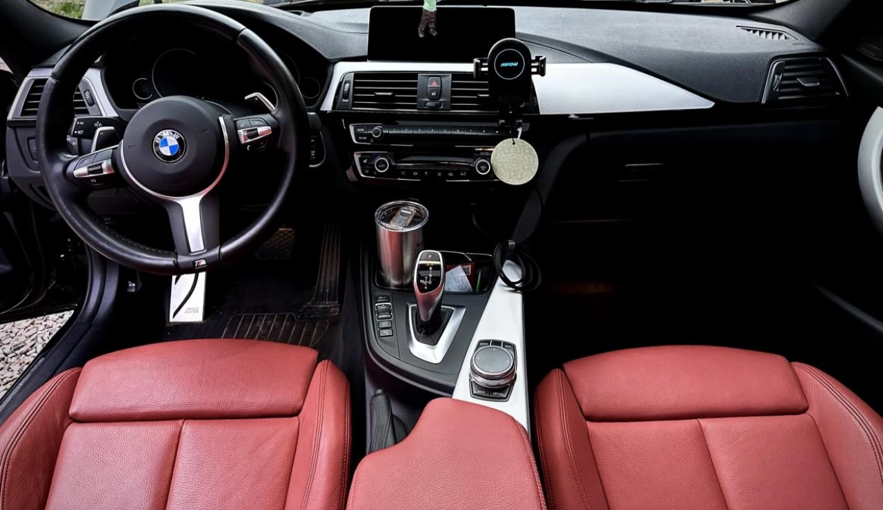 2018 BMW 3 Series Sedan Main Image