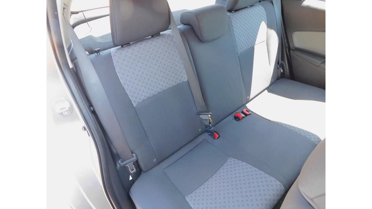 2015 Toyota Yaris LE/SE Image principale