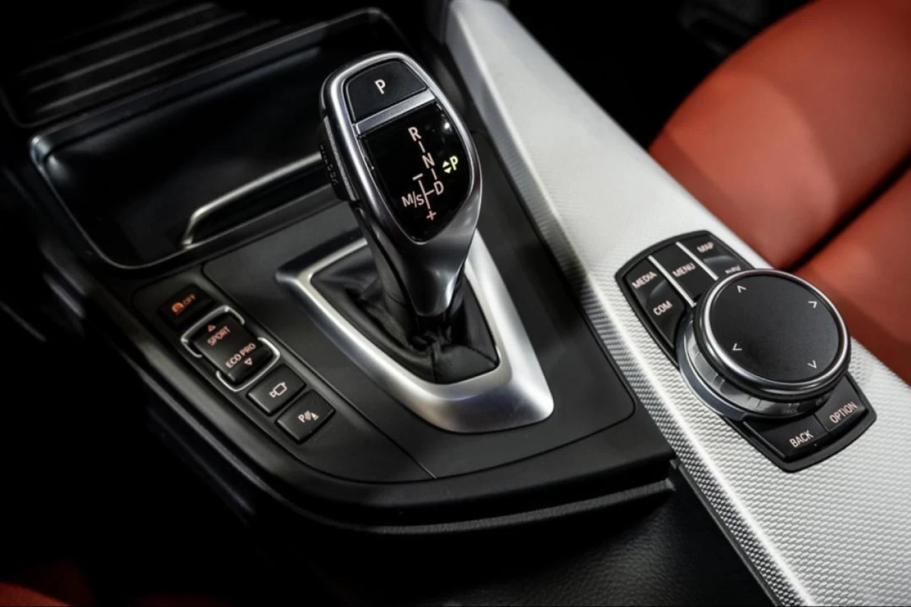 2018 BMW 3 Series Sedan Main Image