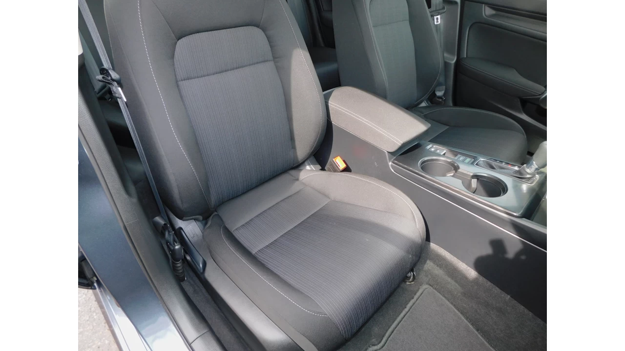 2024 Honda Civic LX-B Image principale