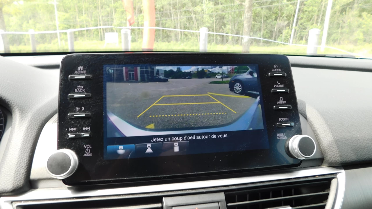 2020 Honda Accord LX Image principale