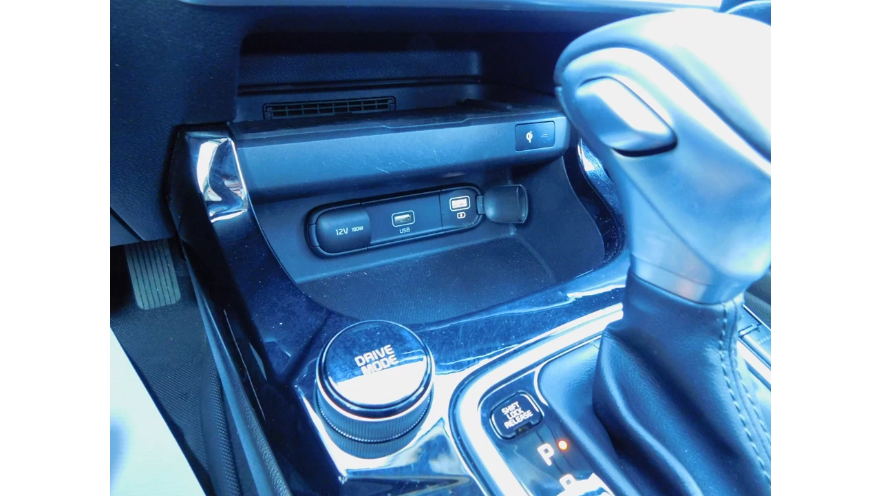 2021 Kia Seltos EX Main Image