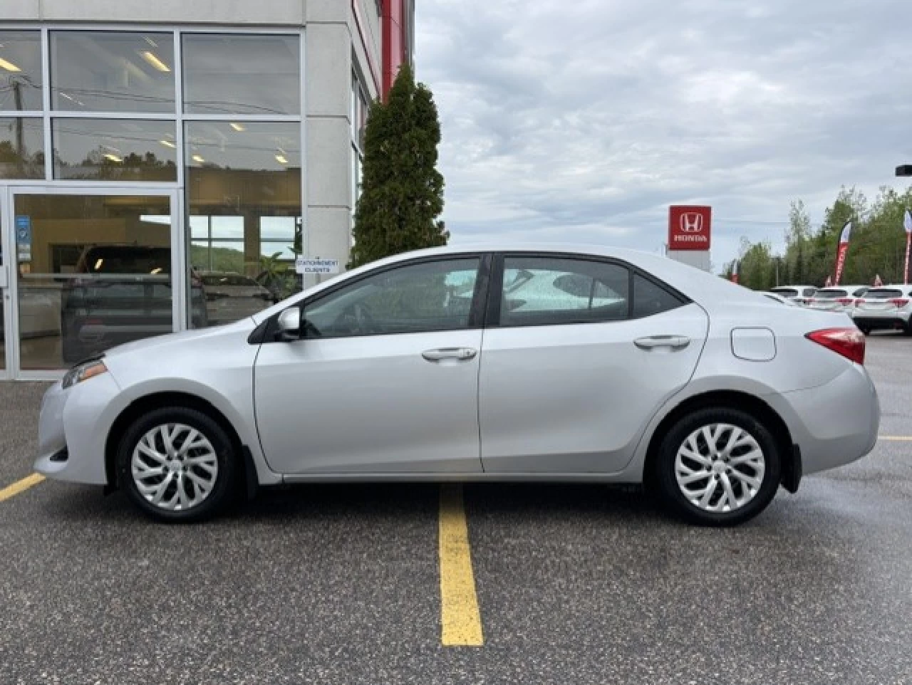 2017 Toyota Corolla LE Main Image