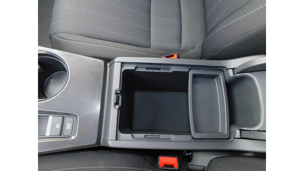 2024 Honda Civic LX-B Image principale