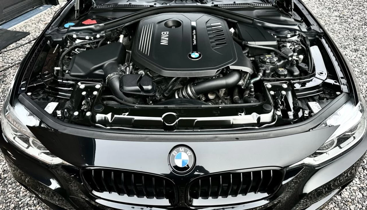 2018 BMW 3 Series Sedan Main Image