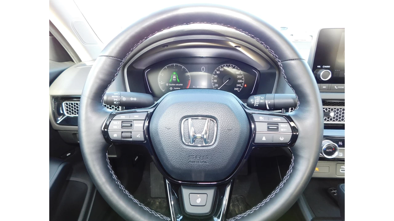 2024 Honda Civic LX-B Image principale