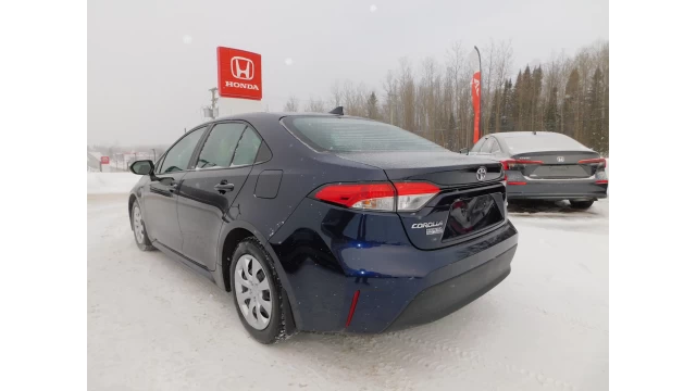 Toyota Corolla LE 2024