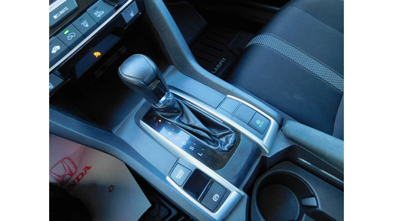 2020 Honda Civic LX Image principale