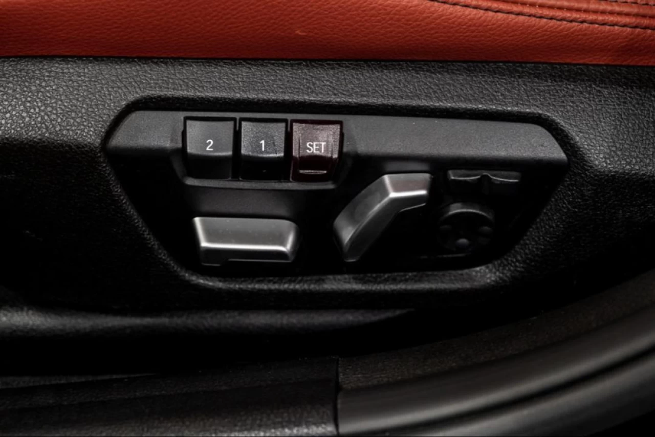 2018 BMW 3 Series Sedan Main Image