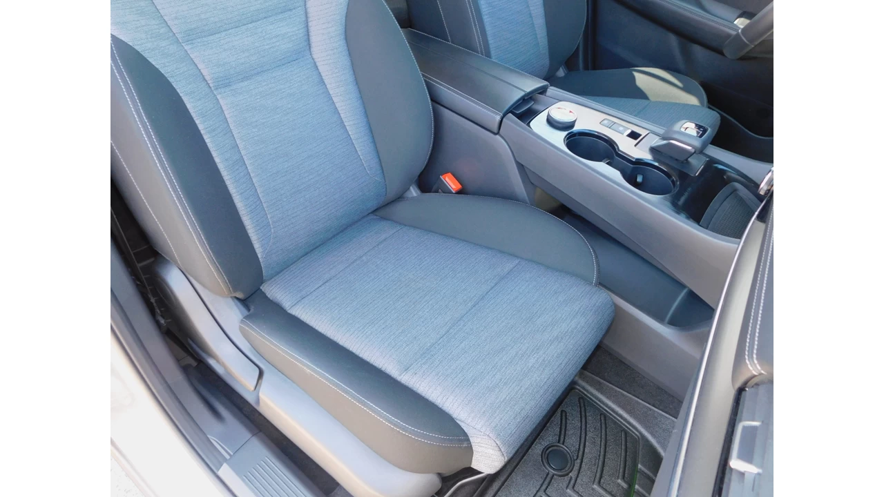 2022 Nissan Rogue SV Image principale