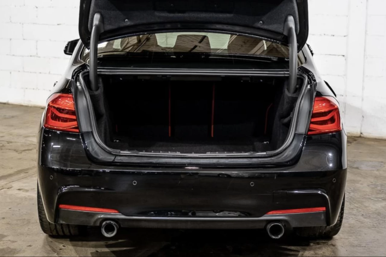 2018 BMW 3 Series Sedan Main Image