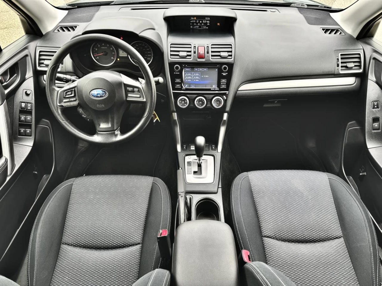 2016 Subaru Forester 5dr Wgn CVT 2.5i Convenience Main Image