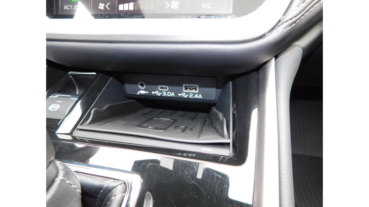2025 Subaru Outback Limited Main Image