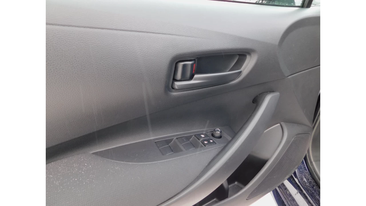 2024 Toyota Corolla LE Main Image