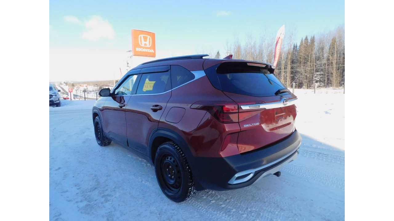 2021 Kia Seltos EX Main Image