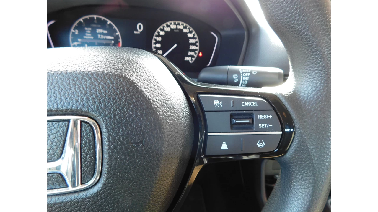 2024 Honda Civic LX-B Image principale