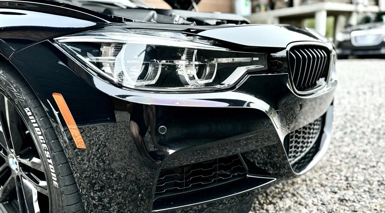 2018 BMW 3 Series Sedan Main Image