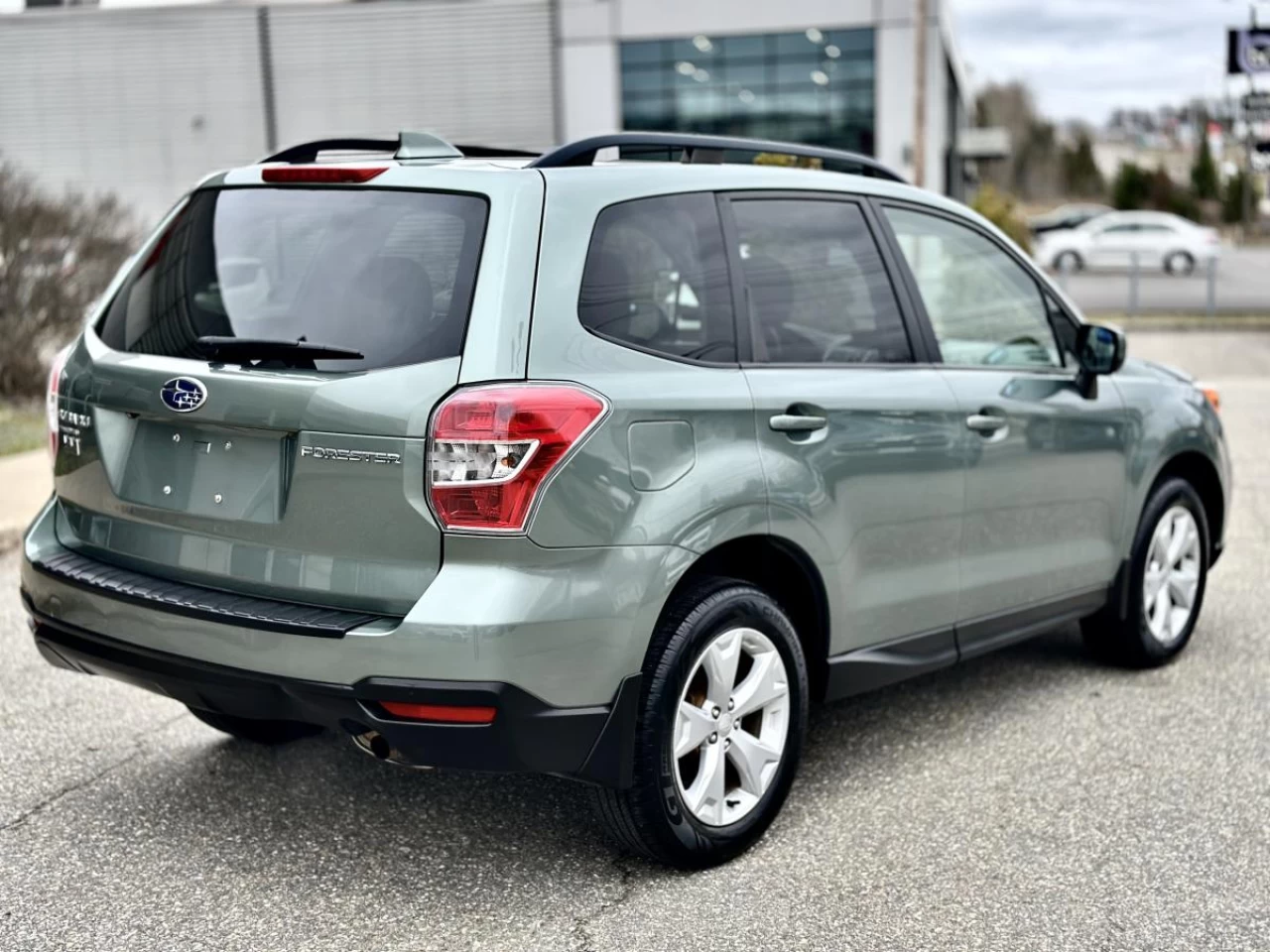 2016 Subaru Forester 5dr Wgn CVT 2.5i Convenience Main Image