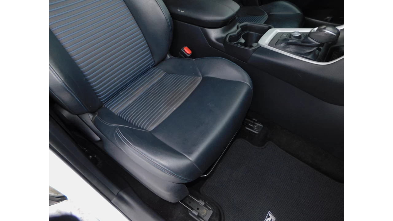 2019 Toyota RAV4 Hybrid XLE Image principale