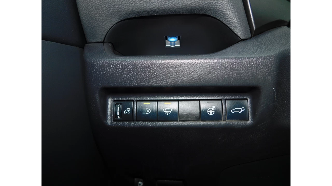 2019 Toyota RAV4 Hybrid XLE Image principale