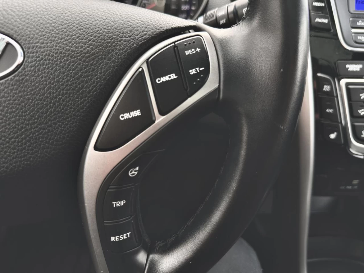 2016 Hyundai Elantra GT 5dr HB Man GLS Main Image