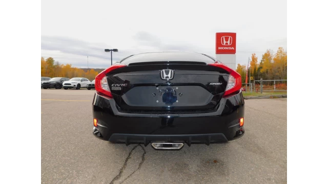 Honda Civic Sport 2021