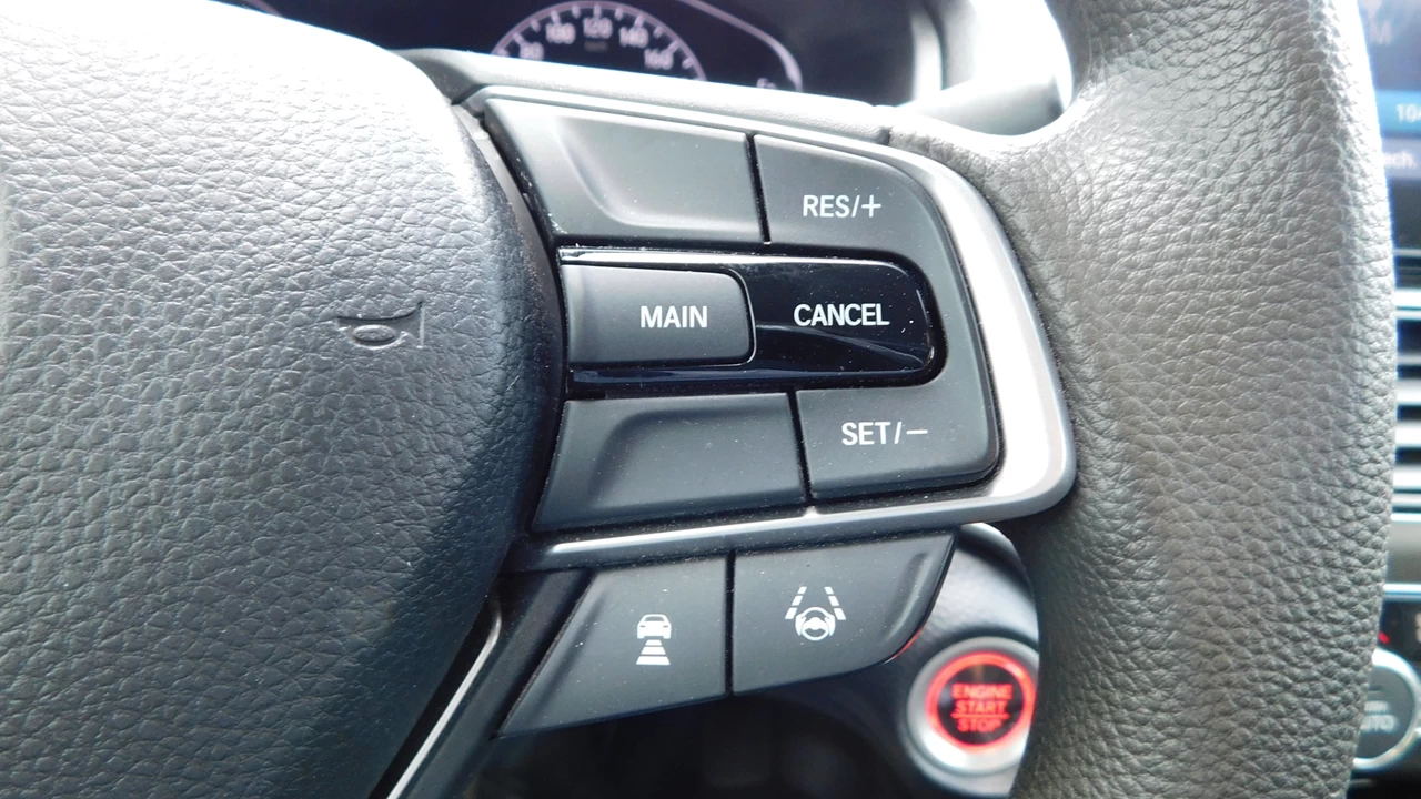2020 Honda Accord LX Image principale