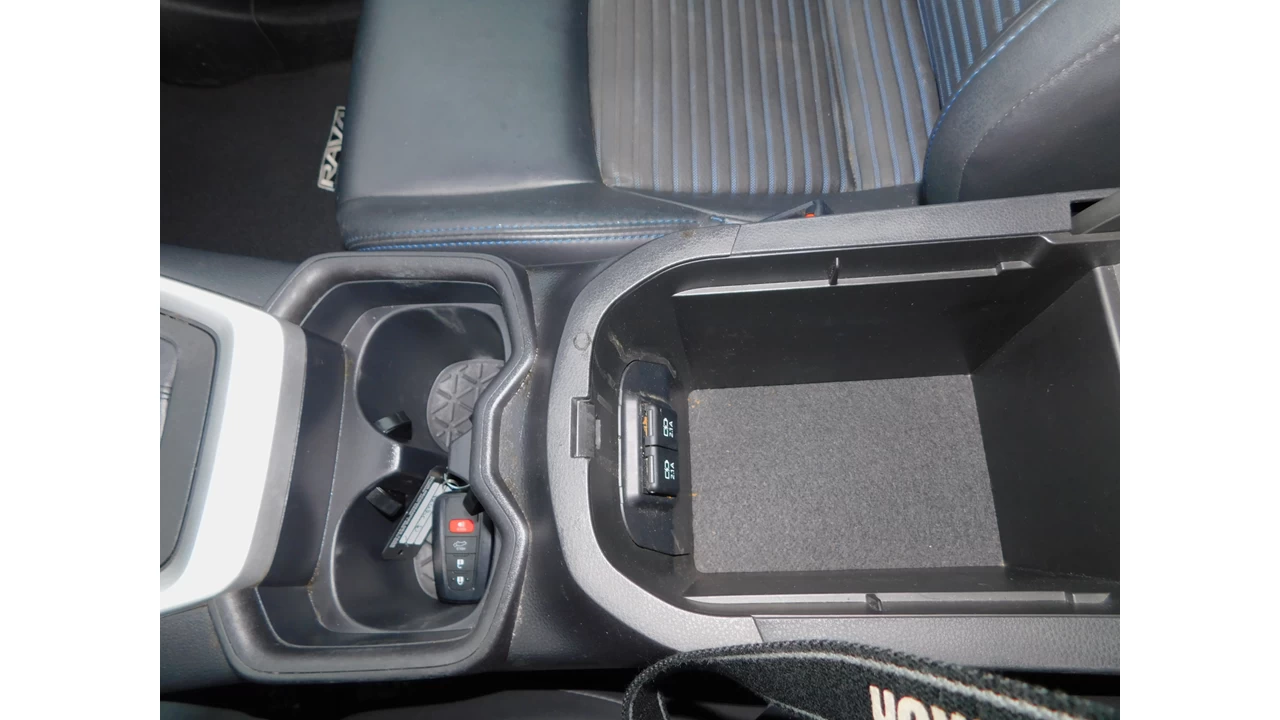 2019 Toyota RAV4 Hybrid XLE Image principale