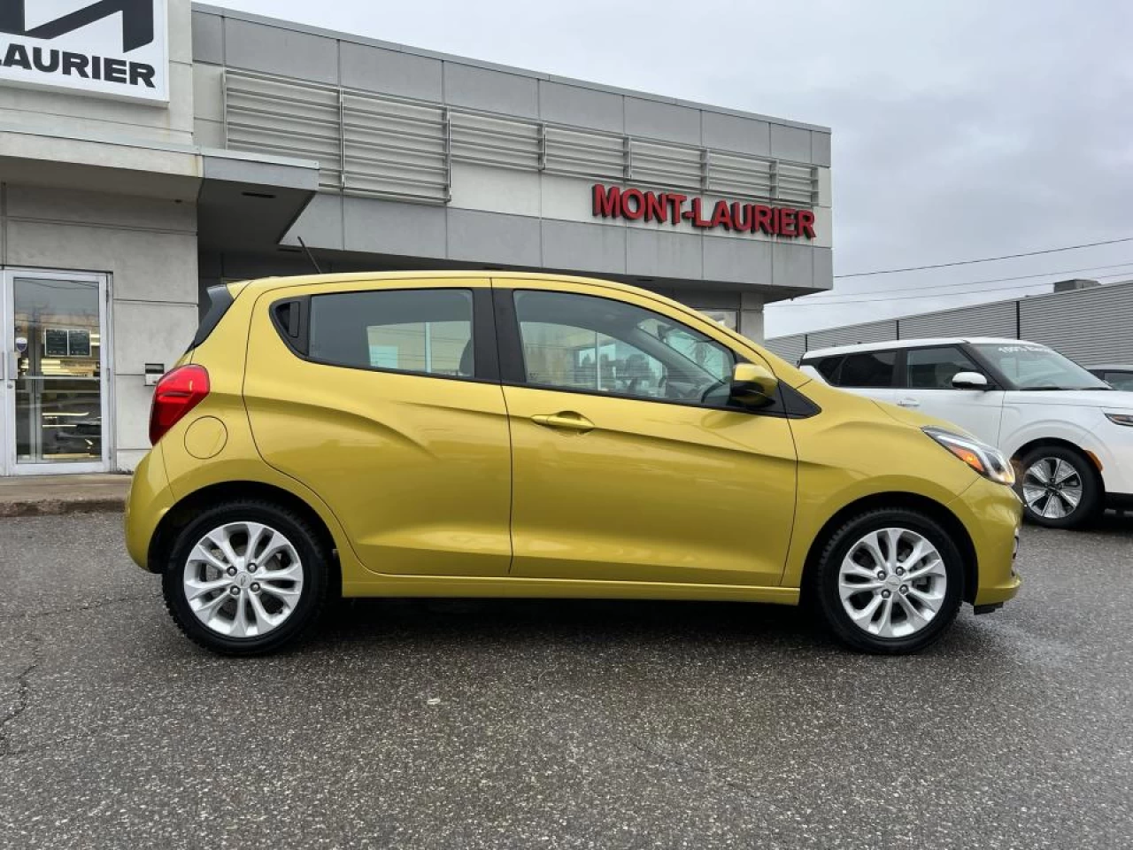 2022 Chevrolet Spark 4dr HB CVT 1LT Main Image