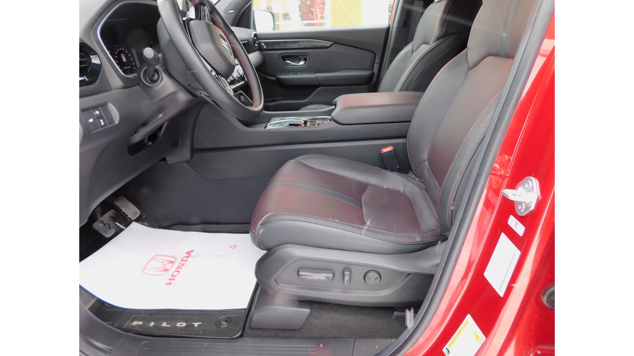 2025 Honda Pilot Black Edition Image principale