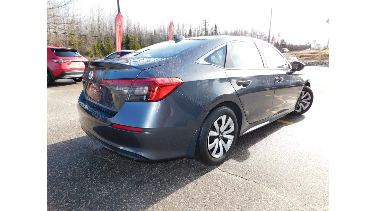 2024 Honda Civic LX-B Image principale