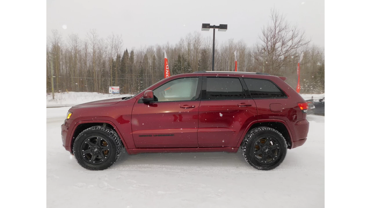 2019 Jeep Grand Cherokee Altitude Image principale