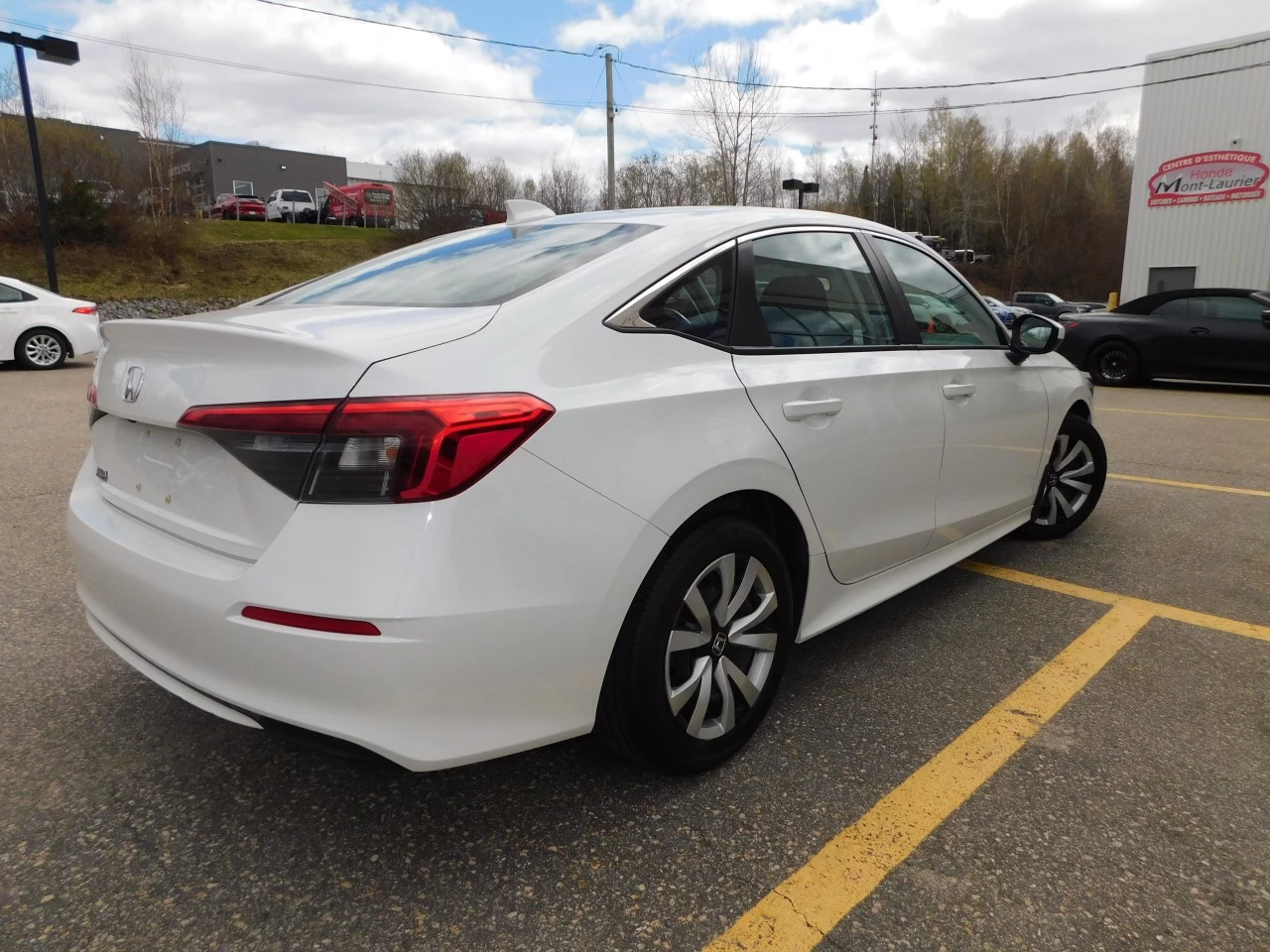 2023 Honda Civic LX/LX-B Image principale