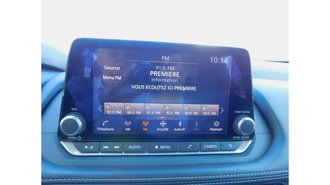 2022 Nissan Rogue SV Image principale