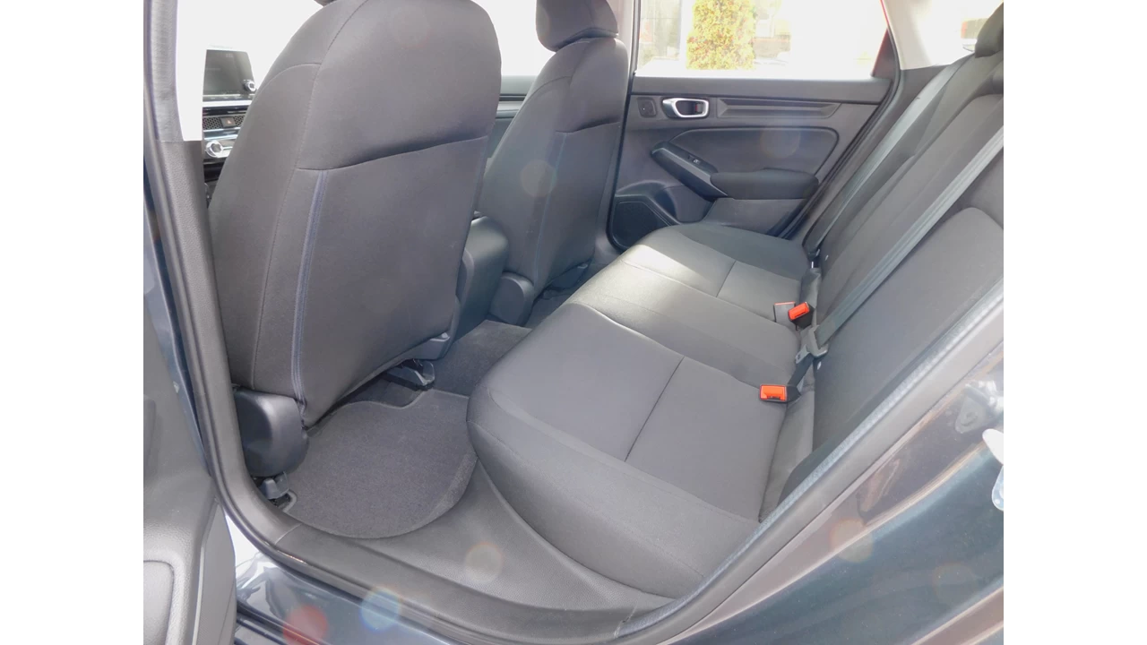 2024 Honda Civic LX-B Image principale