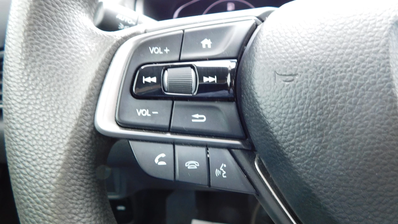 2020 Honda Accord LX Image principale