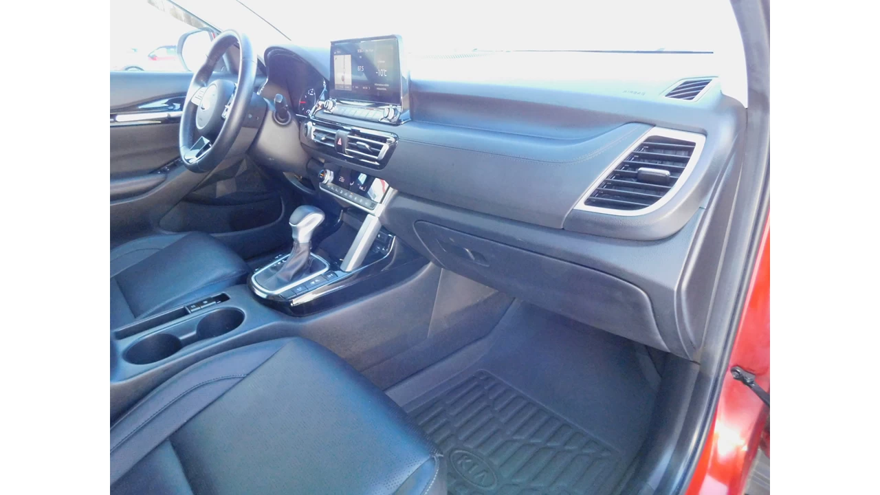 2021 Kia Seltos EX Main Image