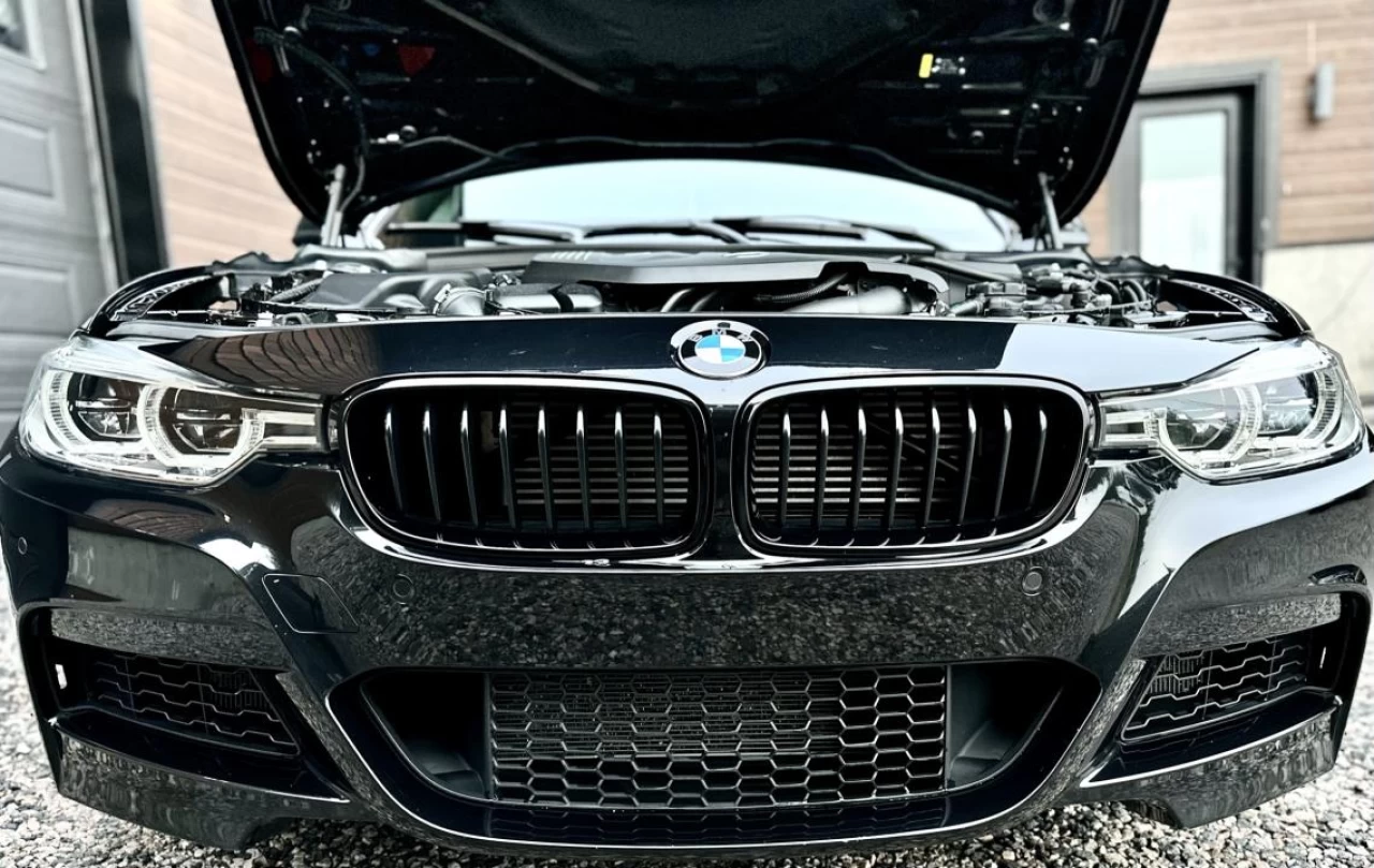 2018 BMW 3 Series Sedan Main Image