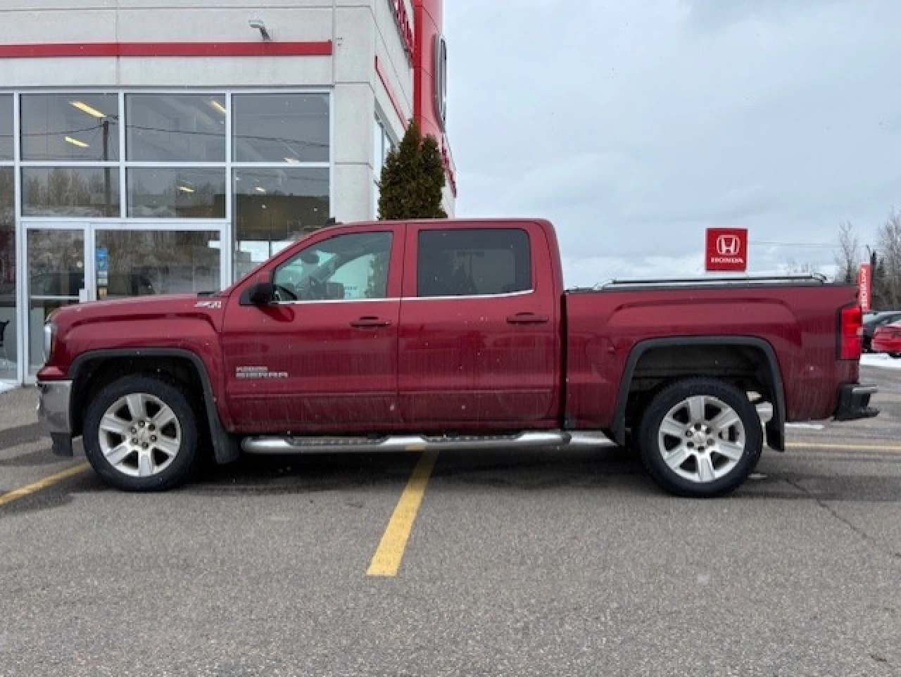 2018 GMC Sierra 1500 Classic SLE Image principale