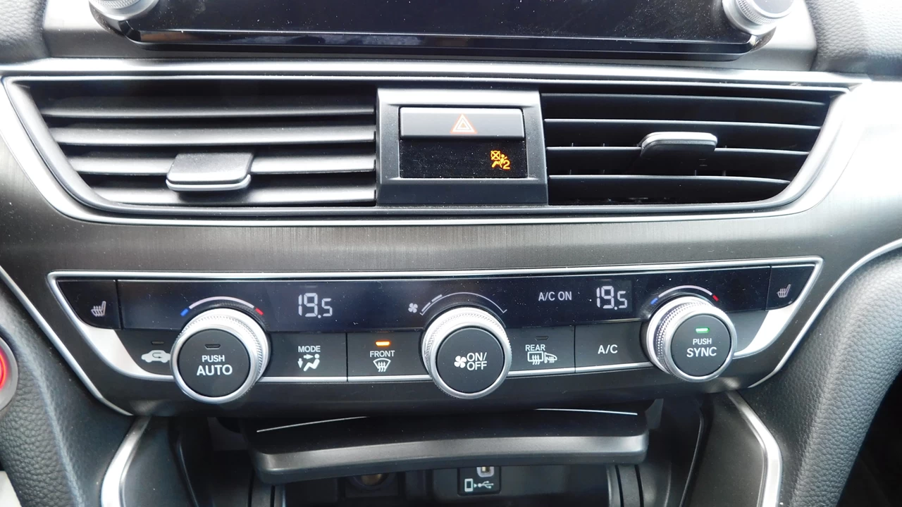 2020 Honda Accord LX Image principale