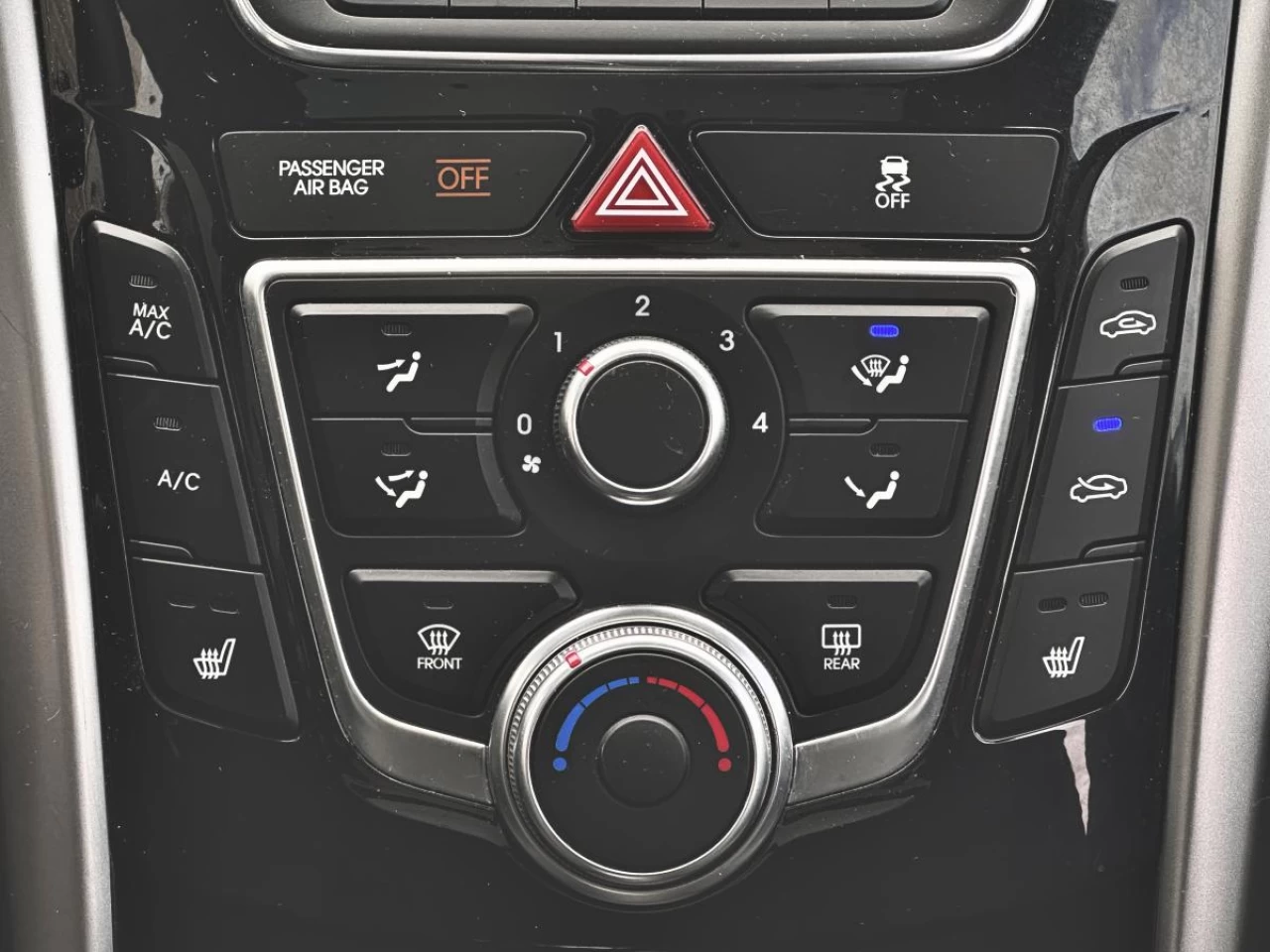 2016 Hyundai Elantra GT 5dr HB Man GLS Main Image