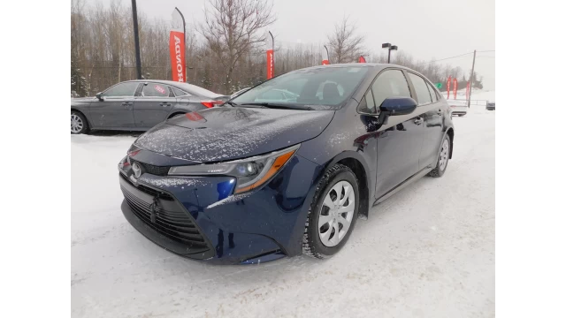 Toyota Corolla LE 2024